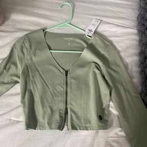 Hollister Social Tourist Long Sleeve Cropped Top